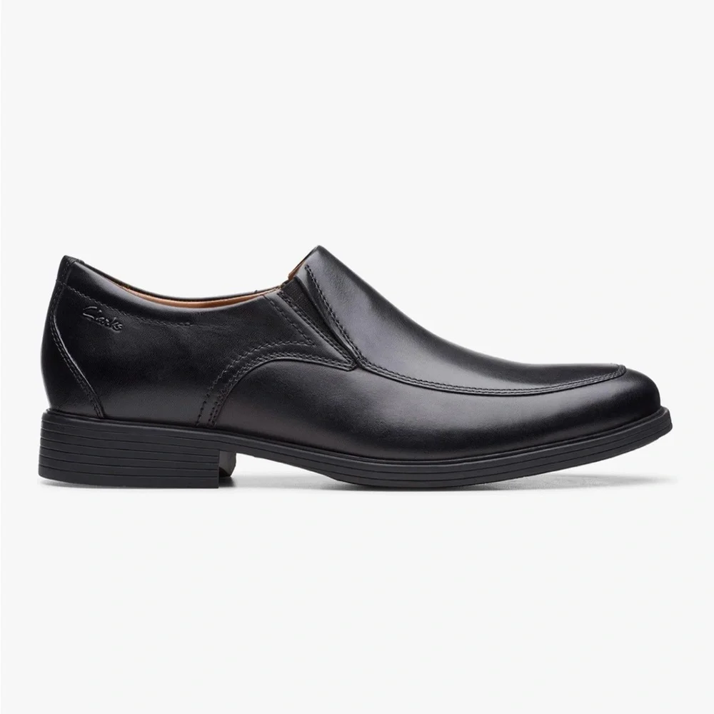 Clarks elegant black